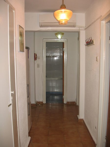 Drumul Taberei, langa metrou Favorit, pet friendly