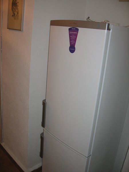 Drumul Taberei, langa metrou Favorit, pet friendly