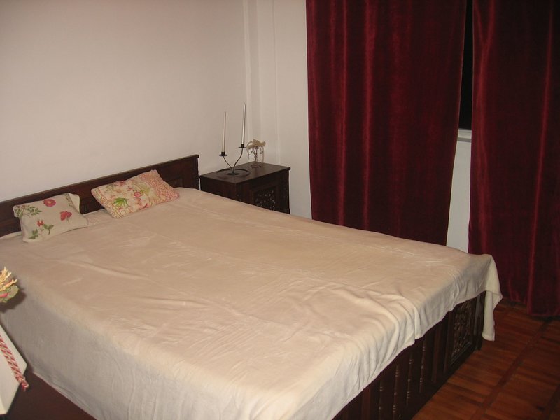 Drumul Taberei, langa metrou Favorit, pet friendly